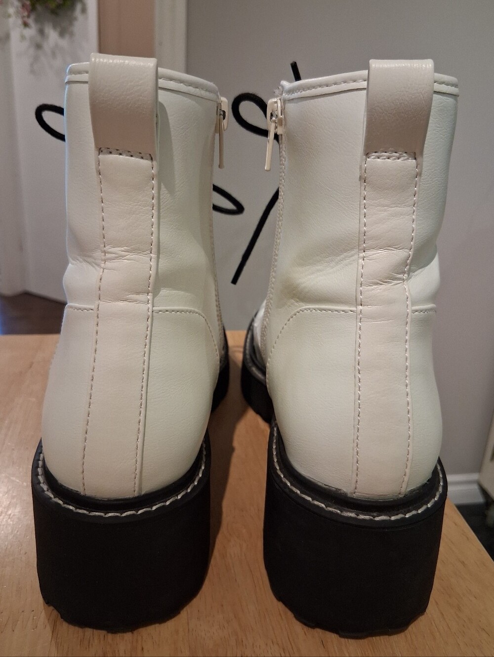 Madden Girl Carra White Lace-Up Combat Boots | Size 8.5 - Picture 4 of 11